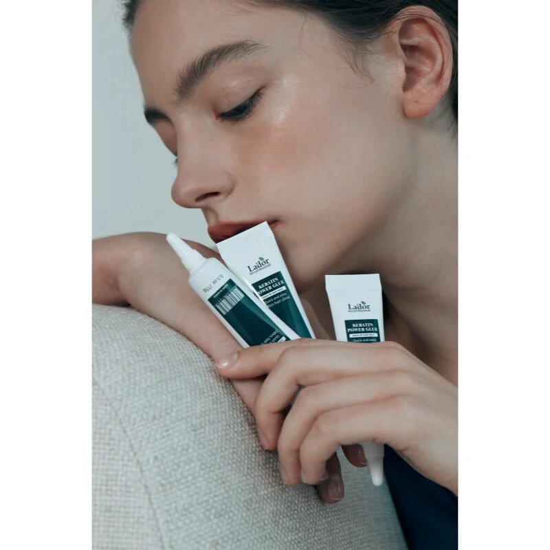 La'dor Keratin Power Glue bezoplachová vlasová péče s keratinem 4x15 g