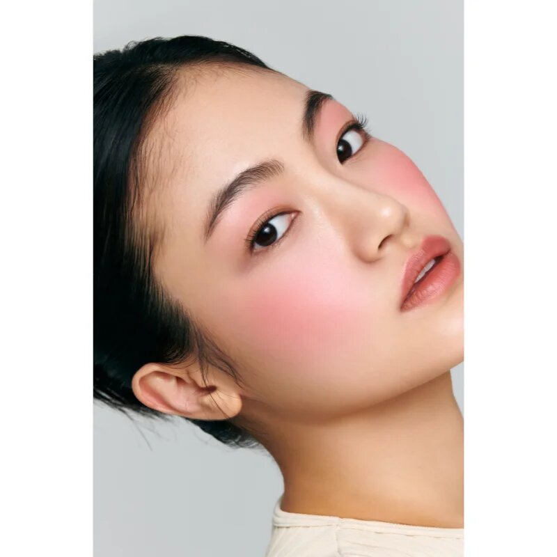 Laka Love Silk Blush pudrová tvářenka pro zdravý vzhled odstín 703 Icon 5.7 g