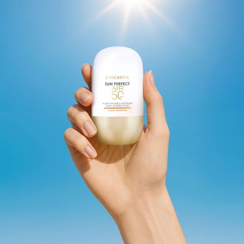 Lancaster Sun Perfect Air 50 Glow Booster ultra lehký ochranný fluid pro unavenou pleť SPF 50 40 ml