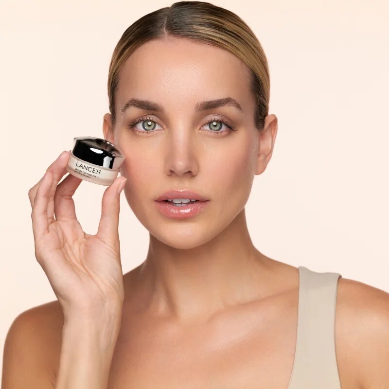LANCER GRAVITY DEFYING Eye Cream zpevňující oční krém s liftingovým efektem 15 ml