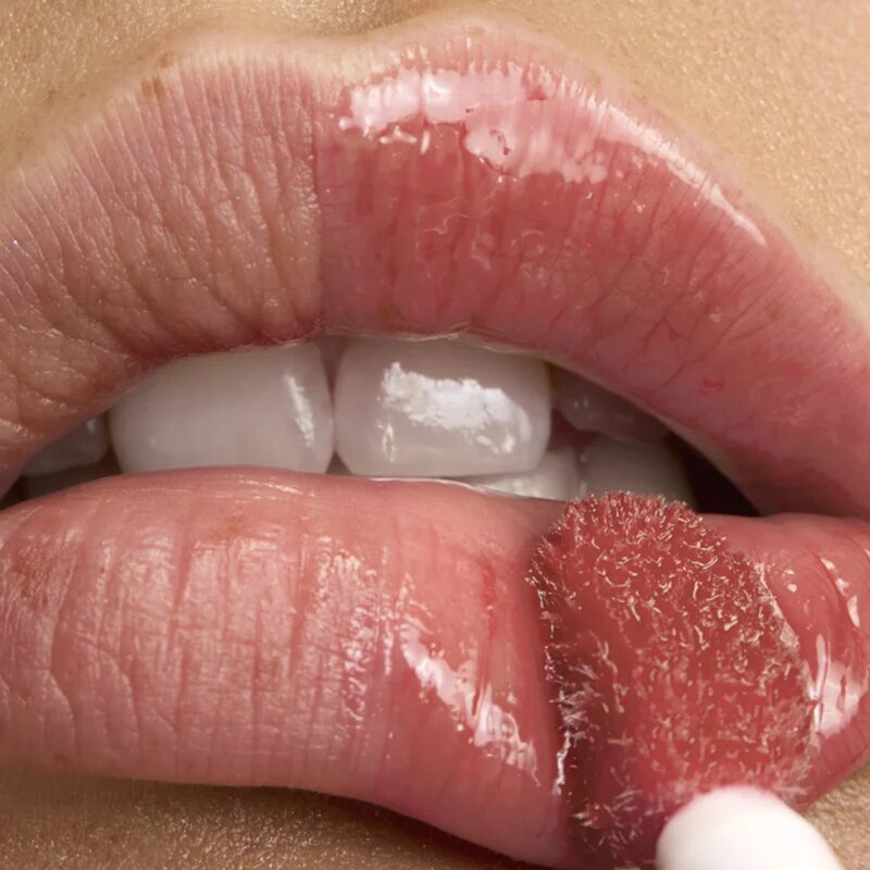 Lancôme Lip Idôle Juicytreat lesk na rty odstín 16 8.5 ml