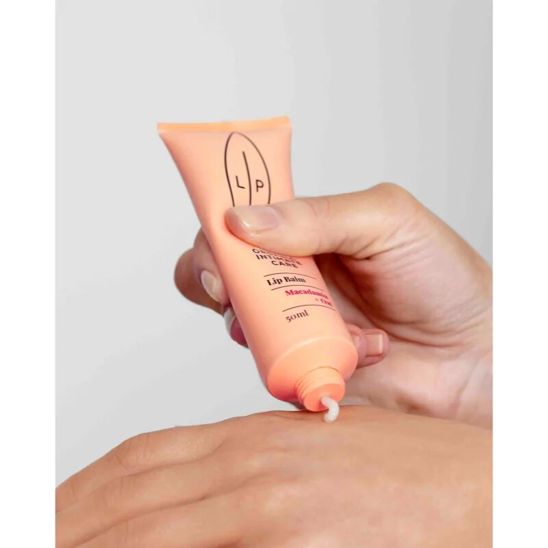 Lip Intimate Care Organic Intimate Care Macadamia and Oat balzám na intimní partie bez parfemace 50 ml