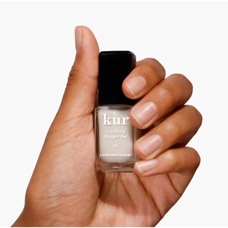 LONDONTOWN Kur Fortifying Ridge Filler vyhlazující podkladový lak na nehty pro suché a křehké nehty 12 ml