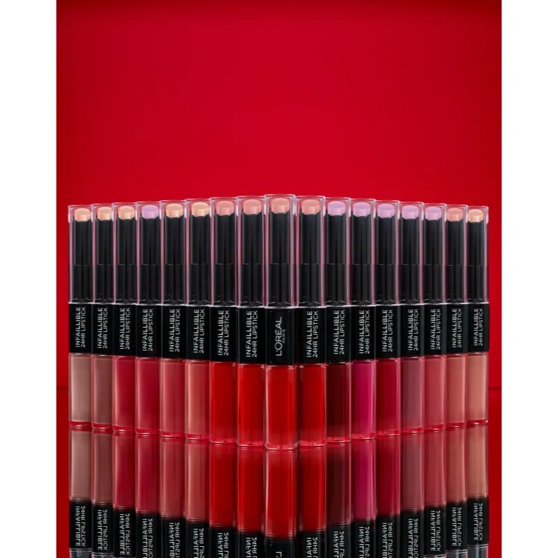 L’Oréal Paris Infallible 24H dlouhotrvající rtěnka a lesk na rty 2 v 1 odstín 501 Timeless Red 57 g