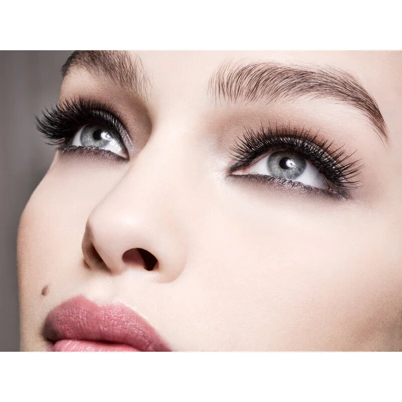 L’Oréal Paris Volumissime Royale řasenka pro objem a oddělení řas odstín Extra Black 79 ml