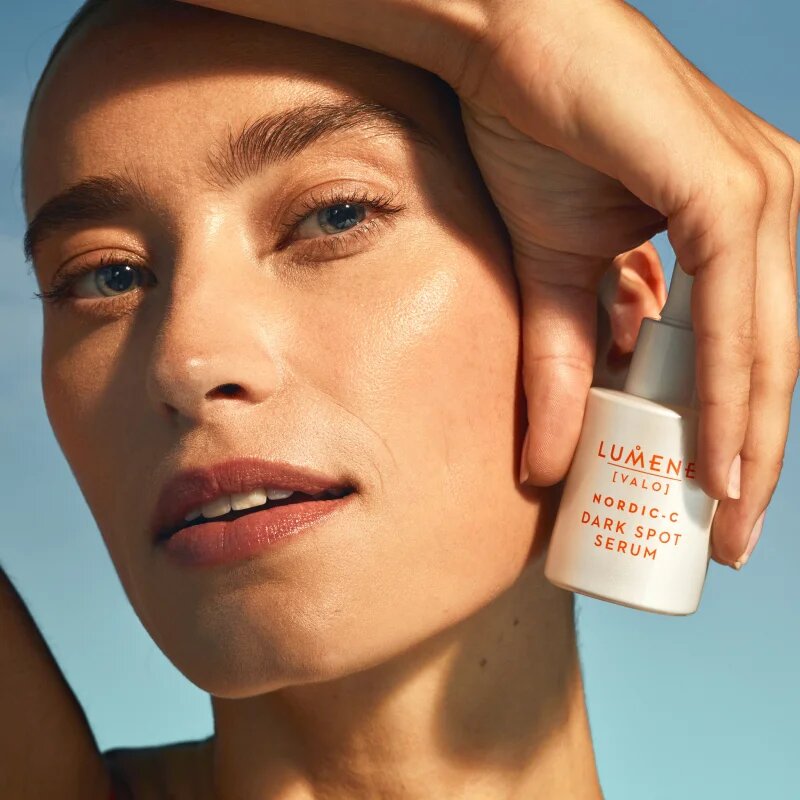 Lumene Nordic-C [VALO] Dark Spot Serum rozjasňující sérum s vitaminem C proti pigmentovým skvrnám 30 ml