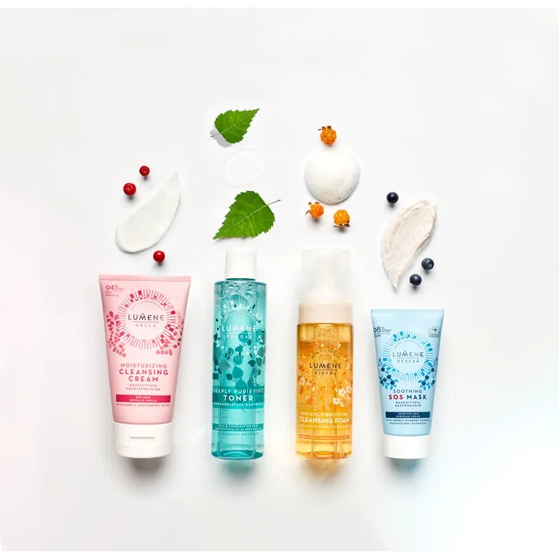 Lumene Radiance Boosting [KIRKAS] rozjasňující čisticí pěna 150 ml