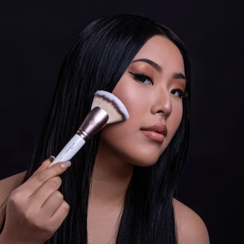 Luvia Cosmetics Prime Countour Prime Contour štětec na konturování 1 ks
