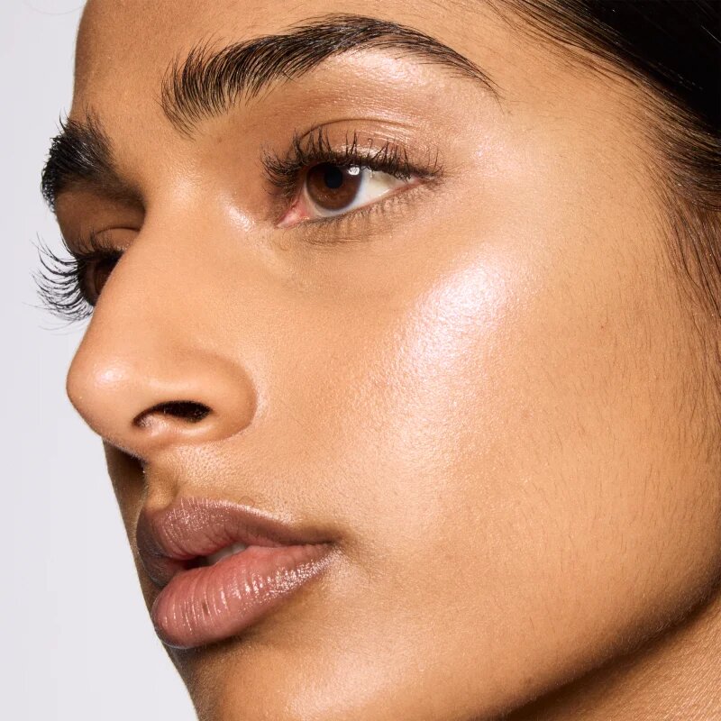 MAC Cosmetics Glow Play Bouncy Highlighter rozjasňovač odstín Sky Kissed 7.5 g