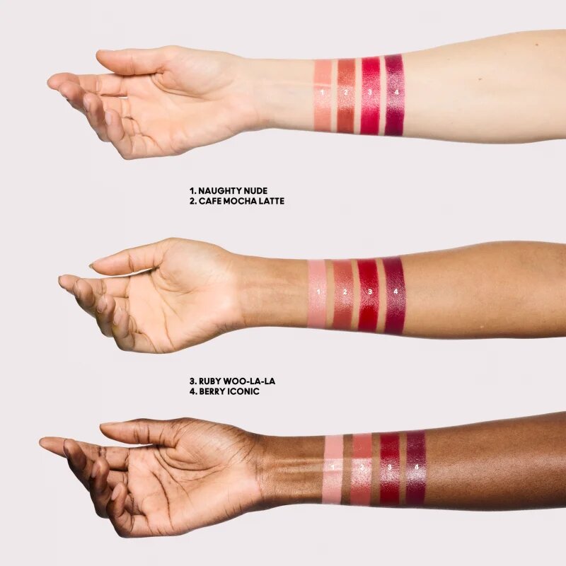 MAC Cosmetics Holiday MACximal Satin Lipstick saténová rtěnka odstín Berry Iconic 3.5 g