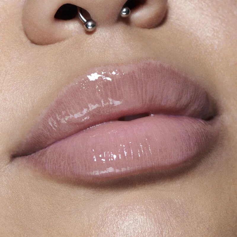 MAC Cosmetics Lipglass Air hydratační lesk na rty odstín Snobbish 5 ml