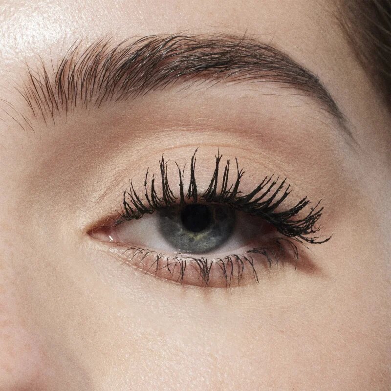 MAC Cosmetics MACStack Elevated Mascara dlouhotrvající řasenka pro objem a natočení řas 8 ml