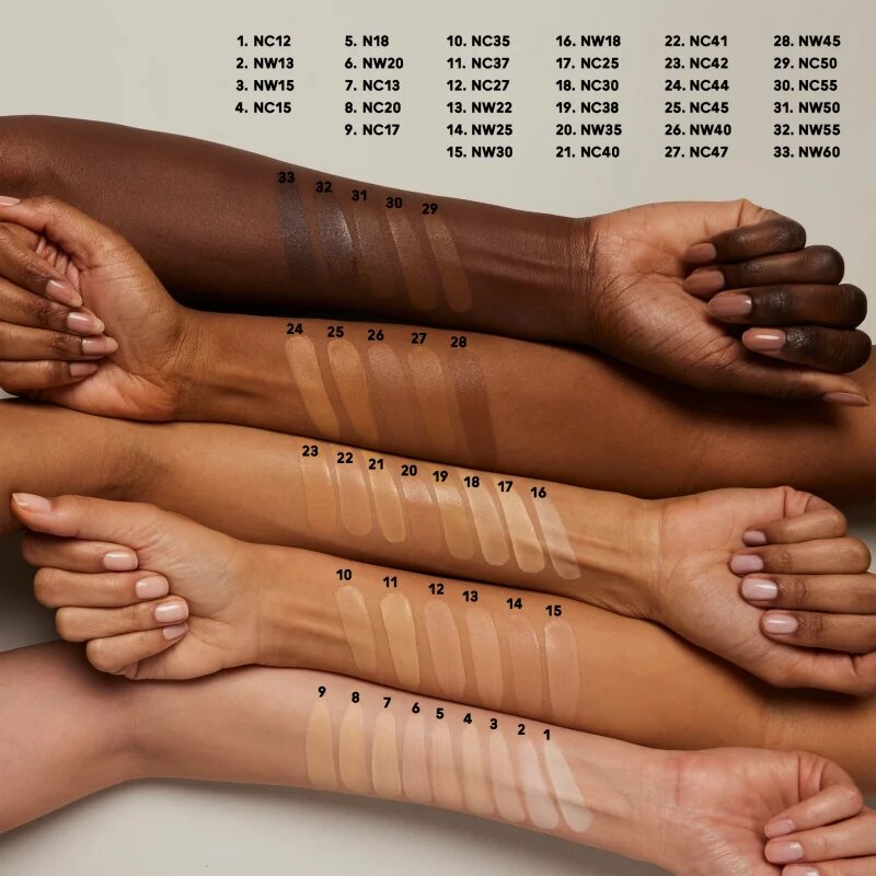MAC Cosmetics Studio Fix Every-Wear All-Over Face Pen krémový korektor a make-up v jednom odstín NC12 12 ml