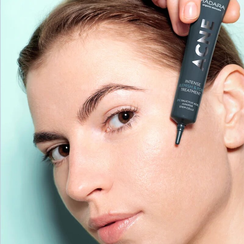 Mádara MÁDARA Acne lokální péče proti akné 20 ml