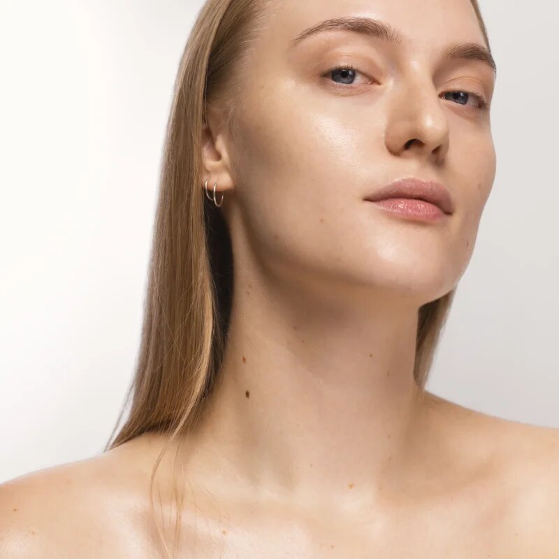 Mádara MÁDARA Hydra Glow Hyaluron Peptide Serum hyaluronové sérum s peptidy 30 ml