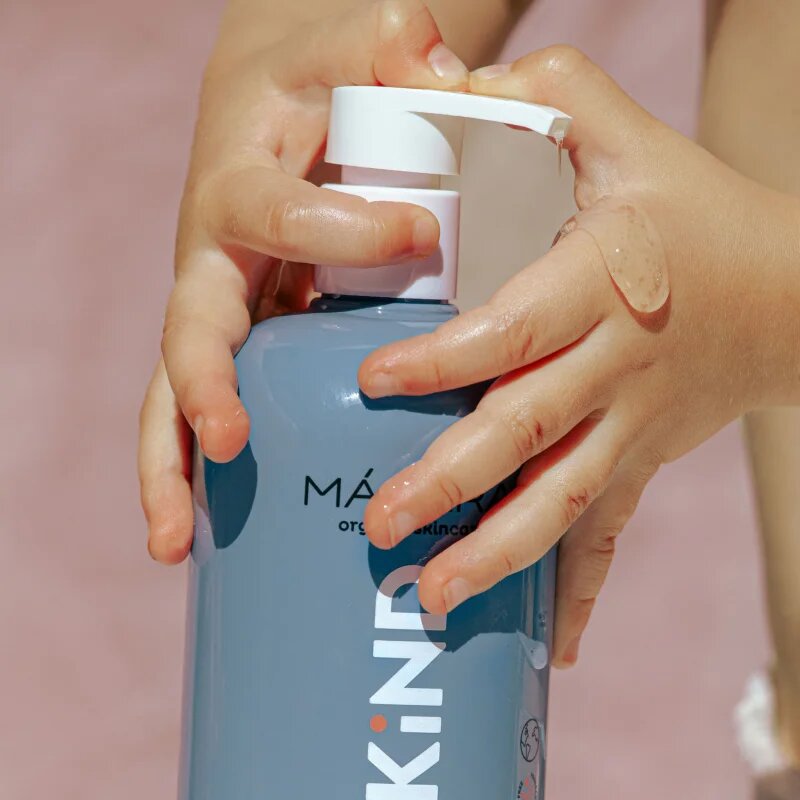 Mádara MÁDARA Kind jemné mýdlo 390 ml