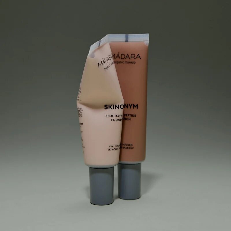 Mádara MÁDARA Skinonym Semi-Matte Peptide dlouhotrvající make-up s peptidy odstín Golden Sand 50 30 ml