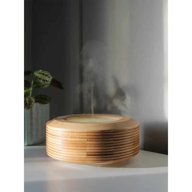 MADE BY ZEN Raya ultrazvukový aroma difuzér a zvlhčovač vzduchu z bambusu 1 ks
