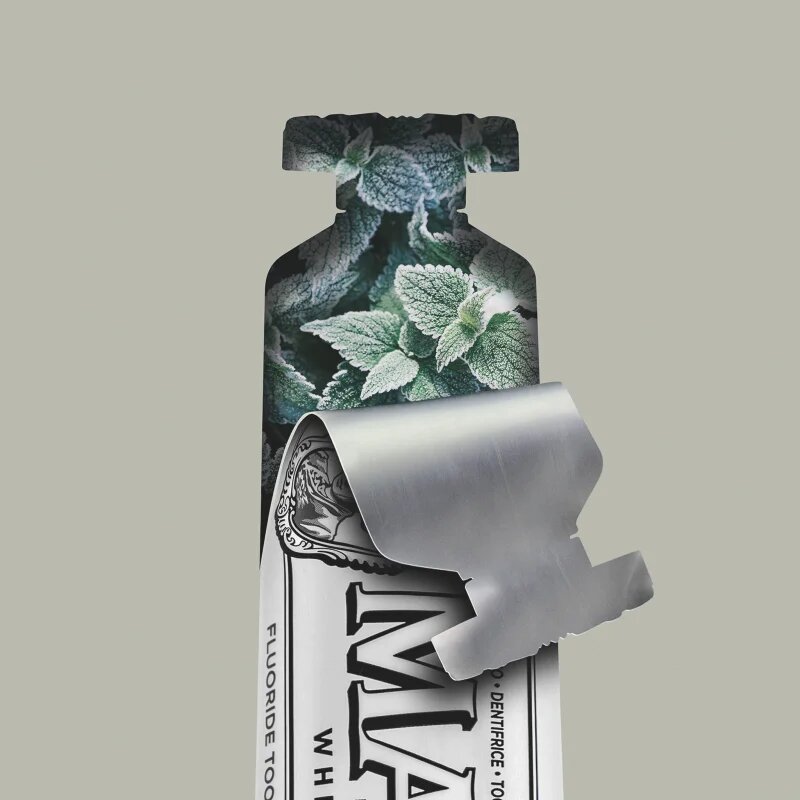 Marvis Whitening Mint zubní pasta s bělicím účinkem příchuť Mint 25 ml