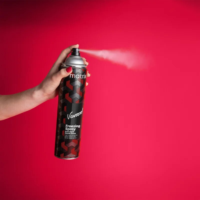 Matrix Vavoom Freezing Spray lak na vlasy s extra silnou fixací 500 ml