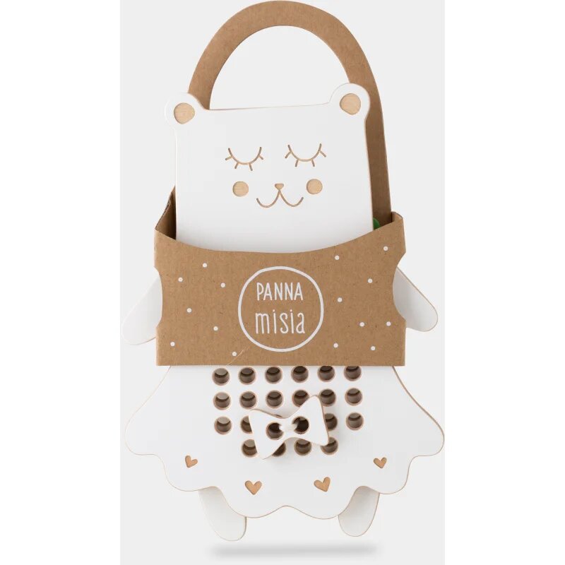 Milin Wooden Lacing Toy Mrs. Teddy aktivity hračka 22 cm x 16 cm x 07 cm 1 ks