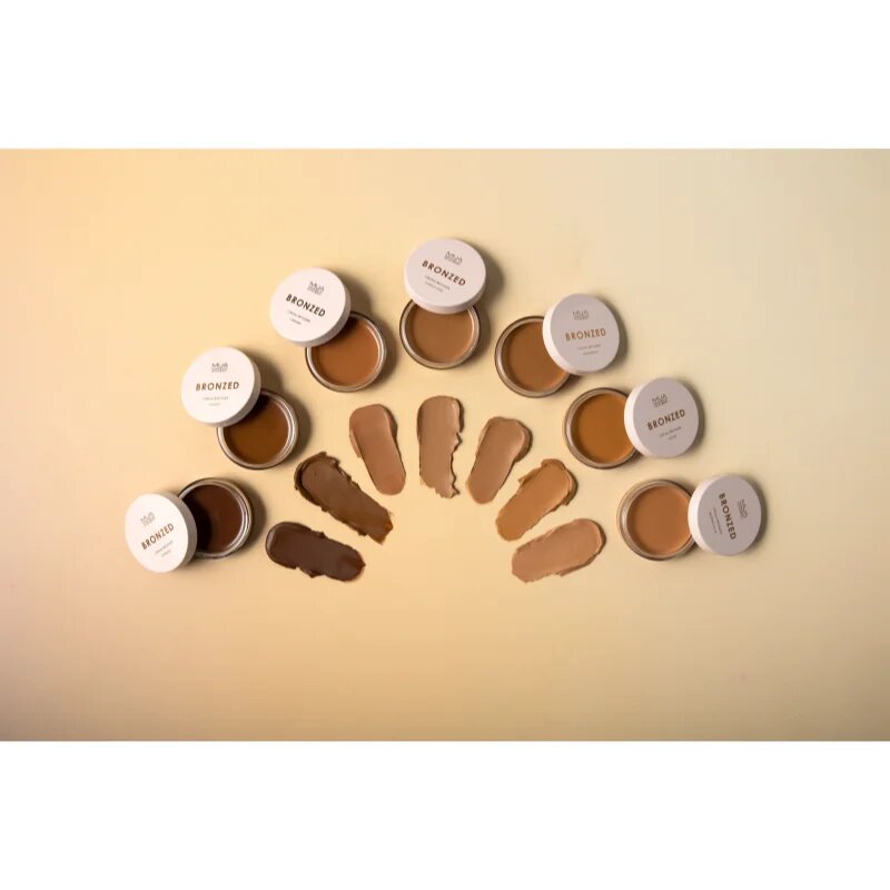MUA Makeup Academy Bronzed krémový bronzer odstín Mocha 14 g