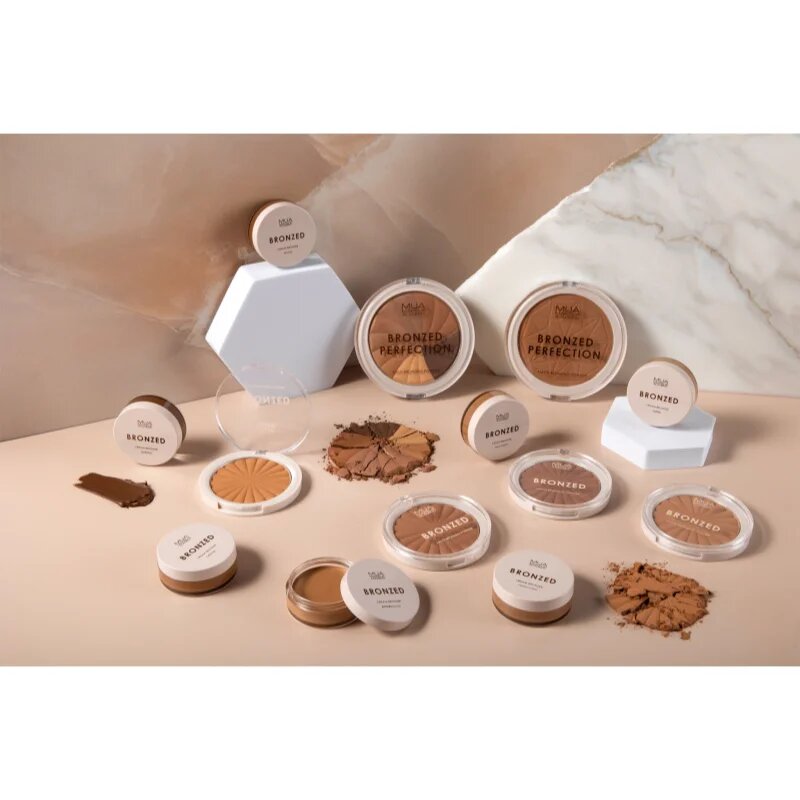 MUA Makeup Academy Bronzed Perfection bronzer s matným efektem odstín Sunset Tan 15 g