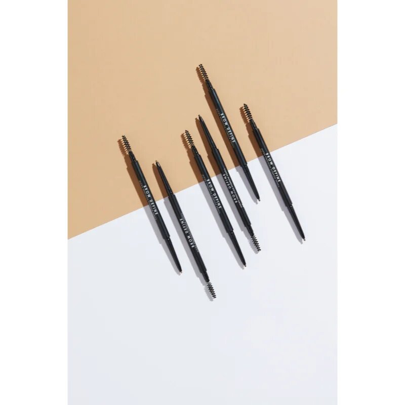 MUA Makeup Academy Brow Define precizní tužka na obočí s kartáčkem odstín Light Brown 0.05 g