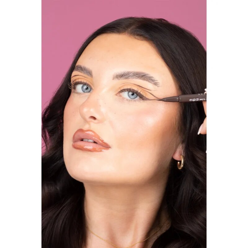 MUA Makeup Academy Control Freak oční linky v peru odstín Chocolate Brown 0.5 g