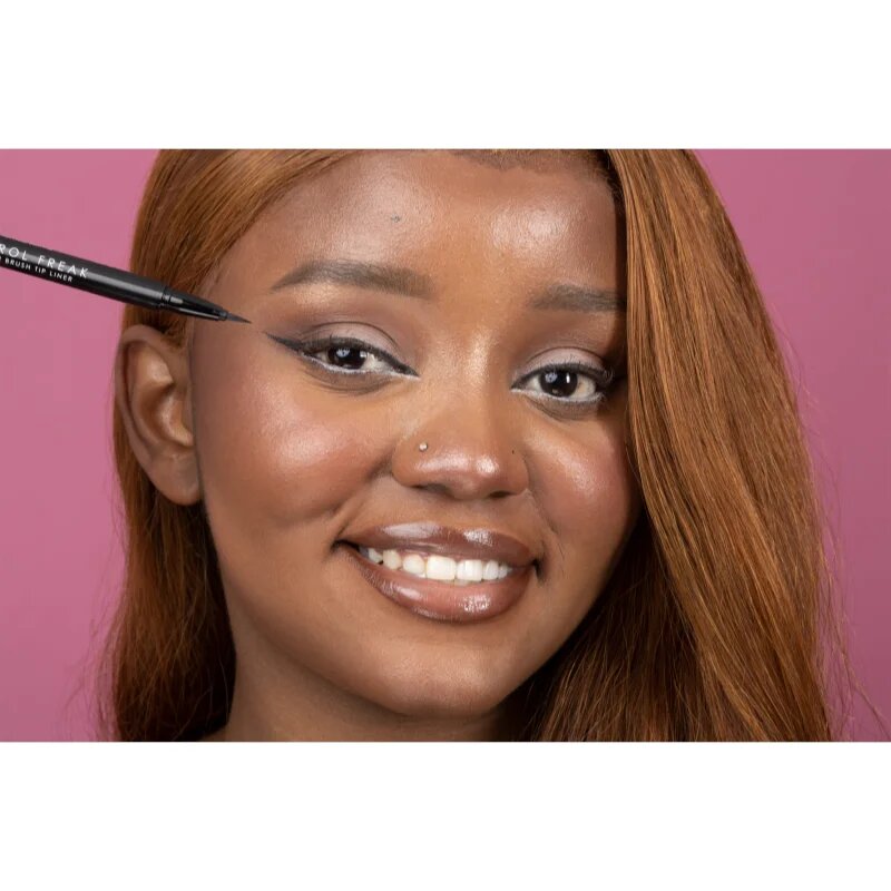 MUA Makeup Academy Control Freak oční linky v peru odstín Jet Black 0.5 g