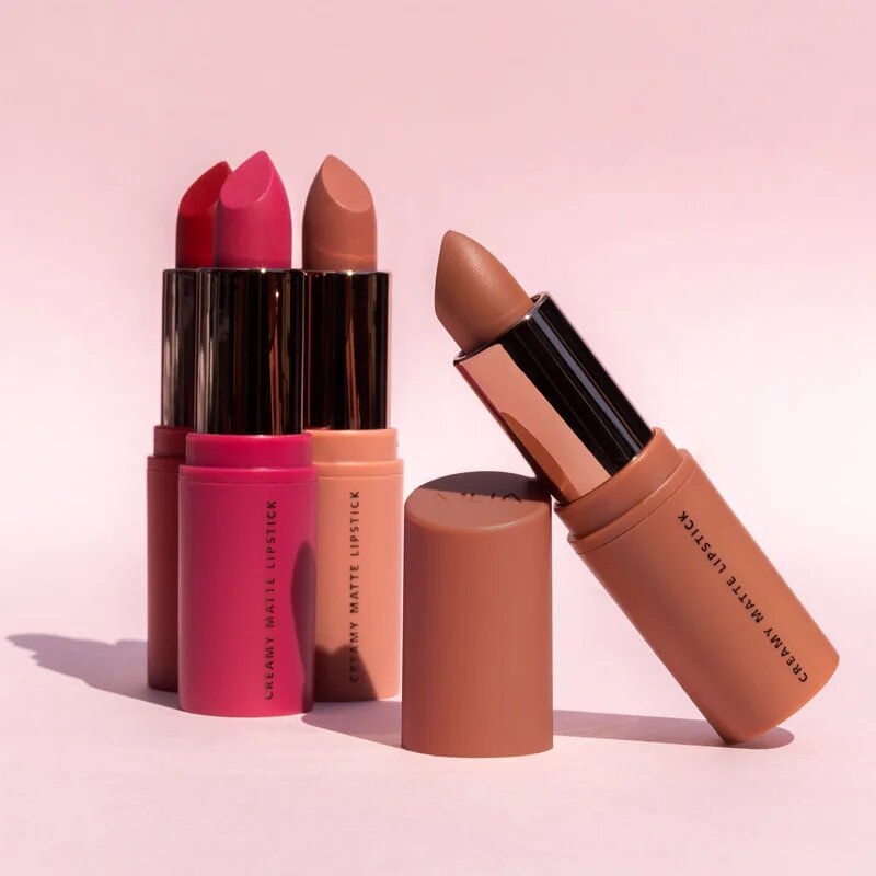 MUA Makeup Academy Creamy Matte krémová rtěnka s matným efektem odstín Heroic 3.2 g
