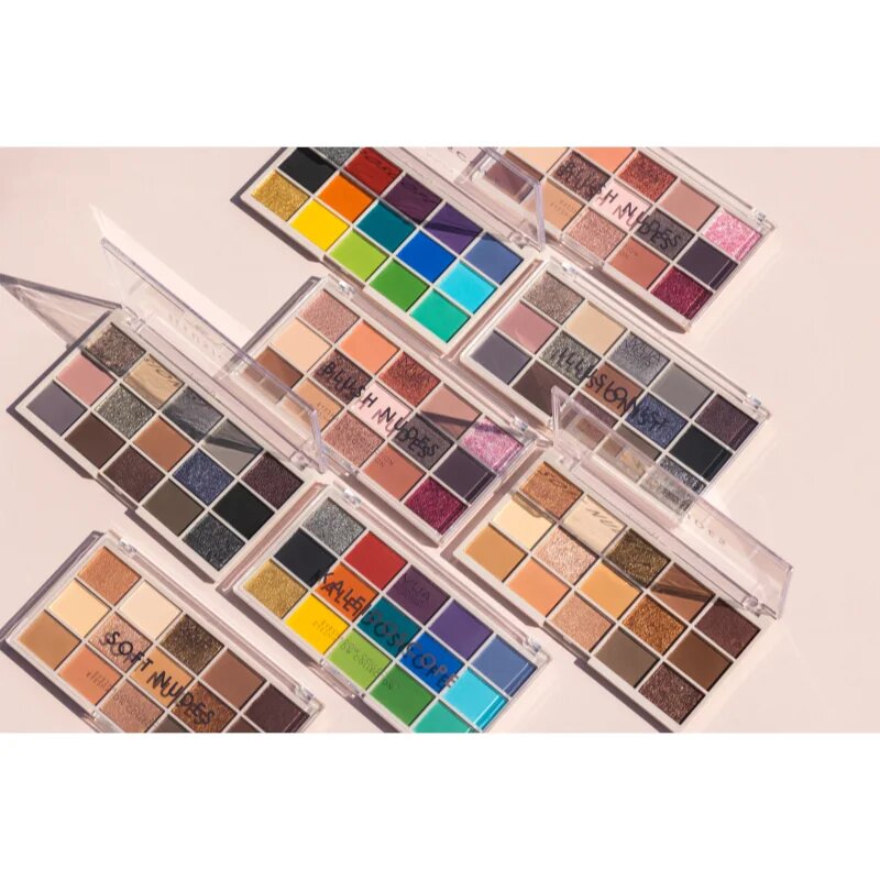 MUA Makeup Academy Eyeshadow Collection 15 Shade Palette paletka očních stínů odstín Illusionist 12 g