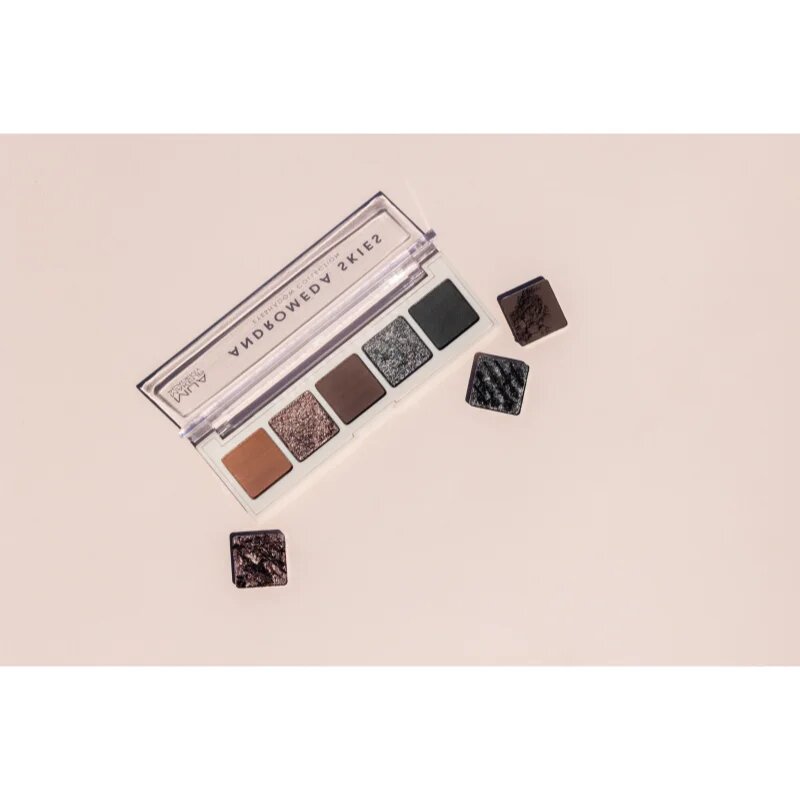 MUA Makeup Academy Eyeshadow Collection 5 Shade Palette paletka očních stínů odstín Andromeda Skies 3.8 g