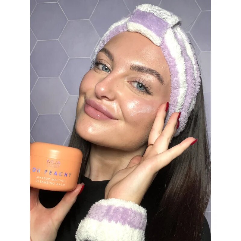MUA Makeup Academy Oh Peachy odličovací balzám s obsahem oleje s vůní broskve 70 g