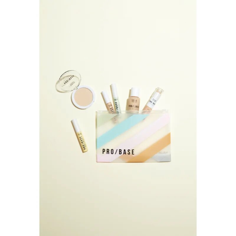 MUA Makeup Academy PRO/BASE dlouhotrvající matující make-up odstín #110 30 ml