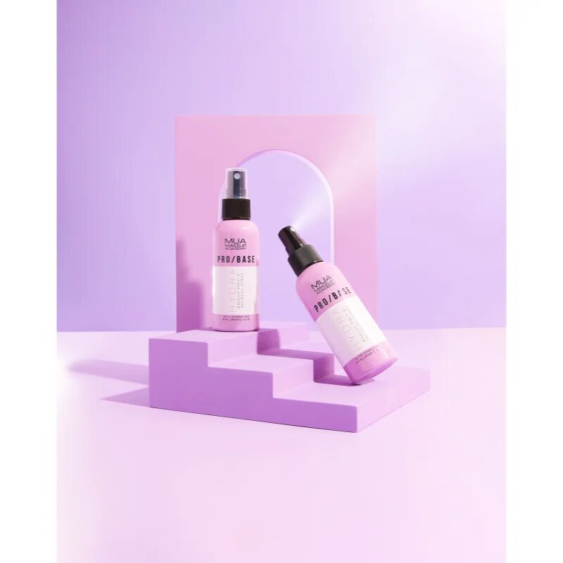 MUA Makeup Academy PRO/BASE Hydra pleťová mlha pro fixaci make-upu s kyselinou hyaluronovou 70 ml