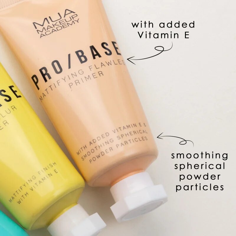 MUA Makeup Academy PRO/BASE Mattifying matující podkladová báze pod make-up 30 g