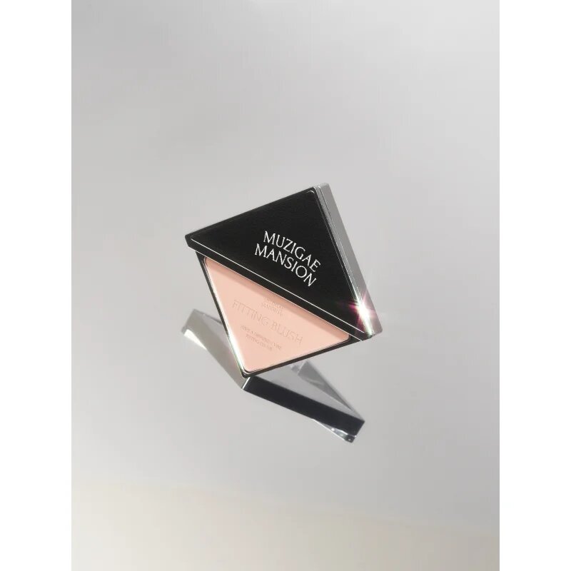 MUZIGAE MANSION Fitting Blush tvářenka s matným efektem odstín 04 Vibe 5 g
