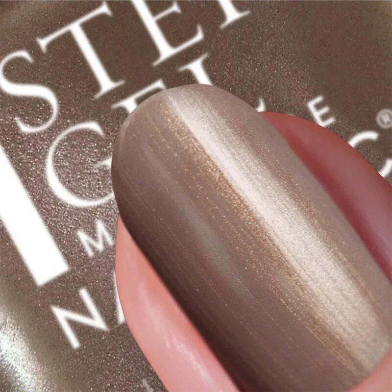 Nails Inc. It’s Topless gelový lak na nehty pro dlouhotrvající efekt odstín Khloe 14 ml