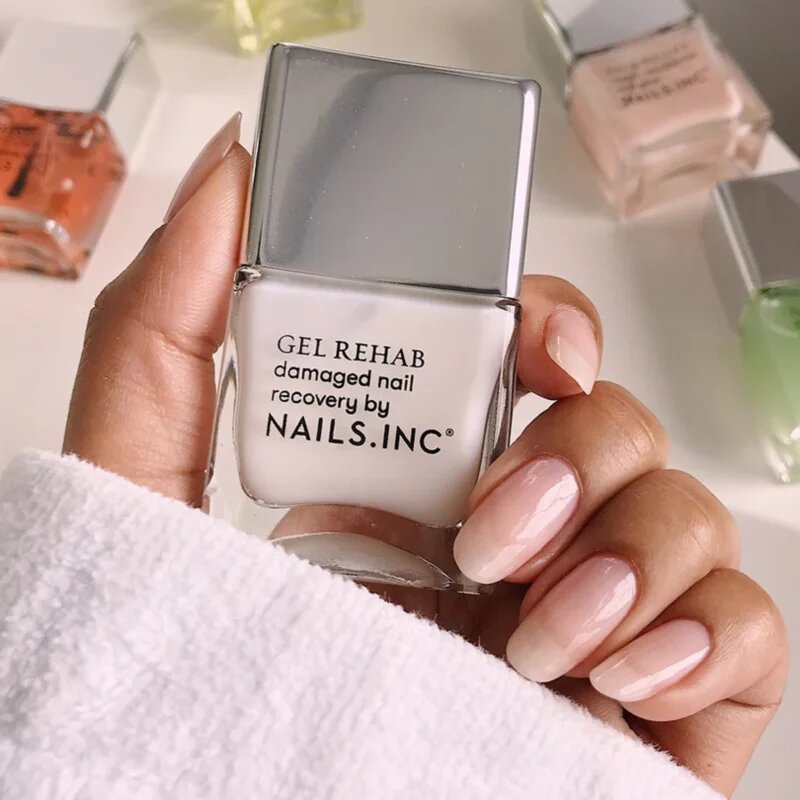 Nails Inc. Treatment Gel Rehab posilující lak na nehty 14 ml