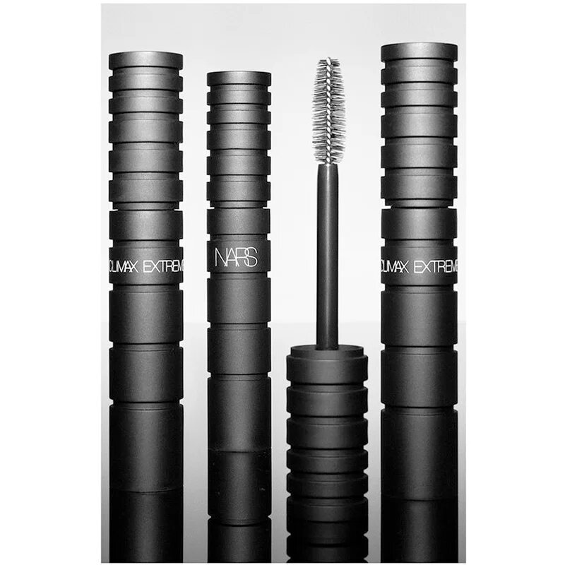 NARS Climax Extreme Mascara řasenka pro objem a definici řas odstín UNCENSORED BLACK 7 g