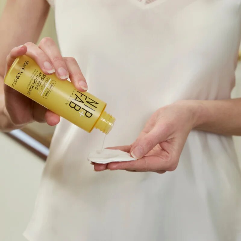 NIP+FAB Ceramide Fix 8% hydratační pleťové mléko s ceramidy 125 ml