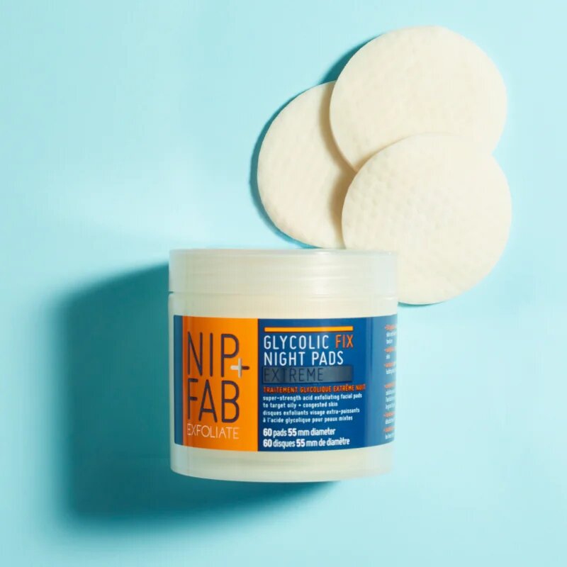 NIP+FAB Glycolic Fix Extreme noční čistící pleťové tampónky 60 ks