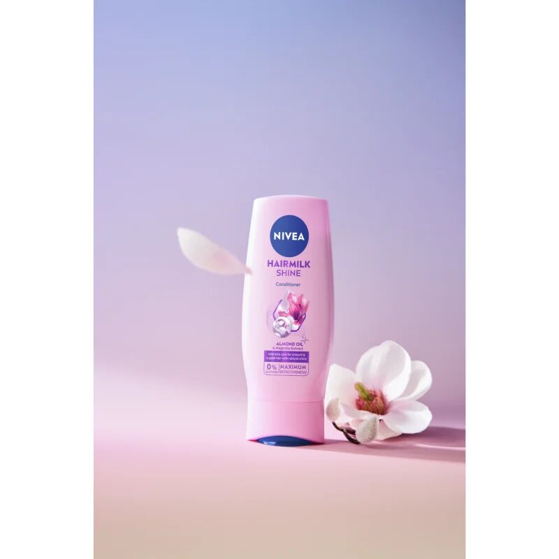 Nivea Hairmilk Natural Shine pečující kondicionér 200 ml