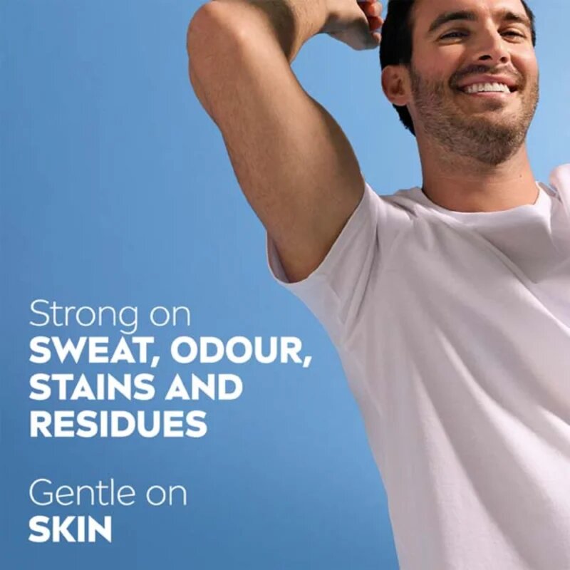Nivea MEN Black & White Invisible Original antiperspirant ve spreji výhodné balení