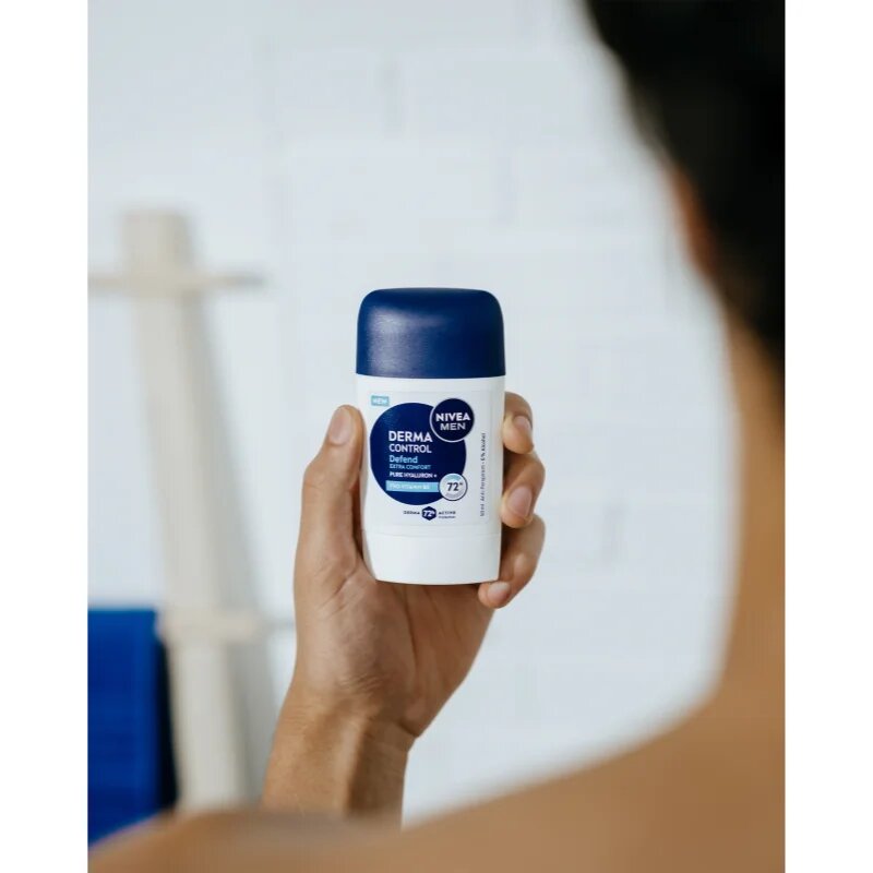 Nivea MEN Derma Control Defend tuhý antiperspirant pro muže 50 ml