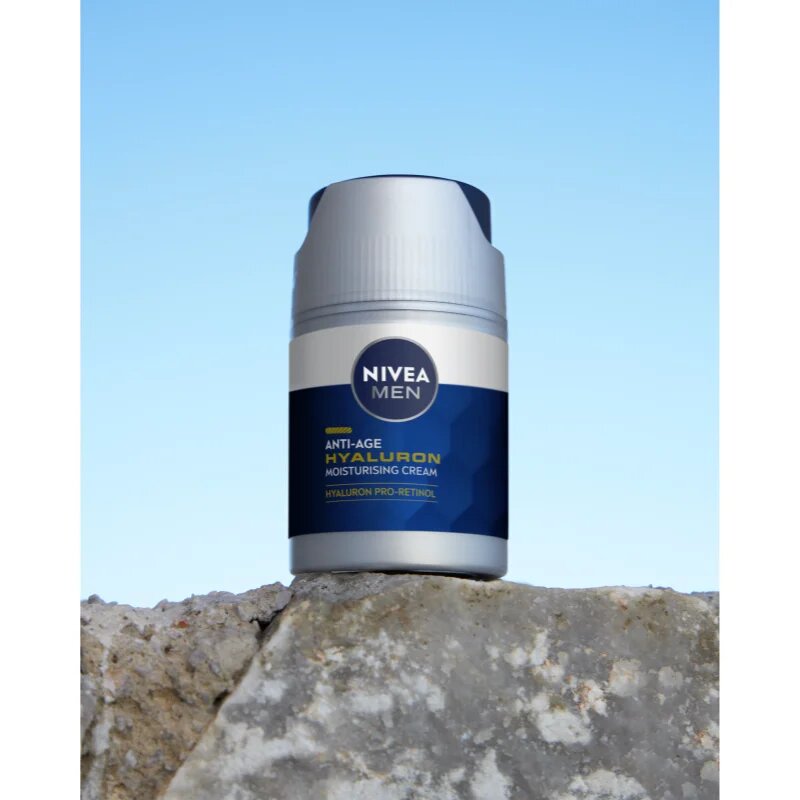 Nivea MEN Hyaluron Pro-Retinol krém proti vráskám výhodné balení pro muže