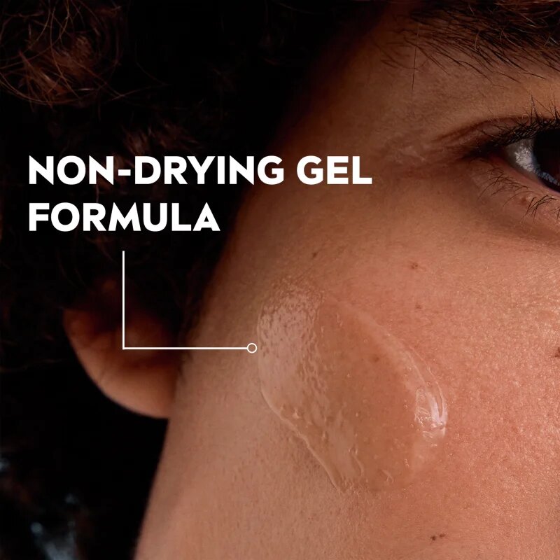 Nivea MEN Sensitive čisticí gel pro muže 100 ml