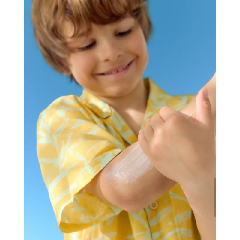 Nivea SUN Babies & Kids dětský sprej na opalování pro citlivou pokožku SPF 50+ 250 ml