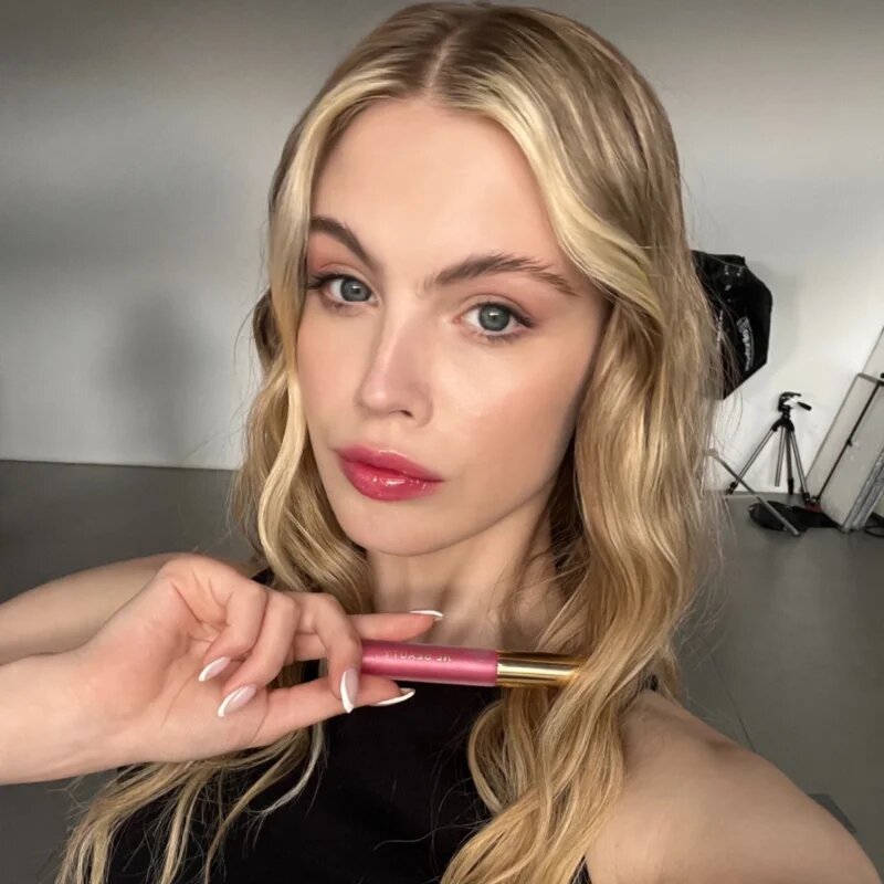 NL Beauty Gloss Boss dlouhotrvající lesk na rty odstín BFF 3.5 ml
